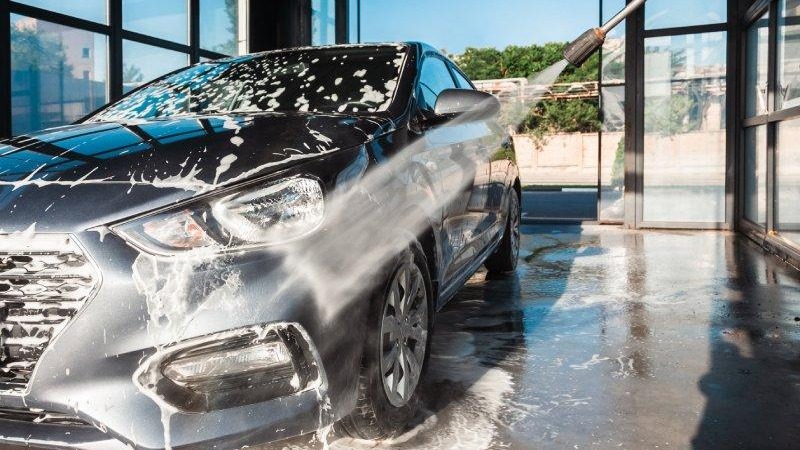 Car Washing in Summer: Essential Tips to Protect Your Vehicle