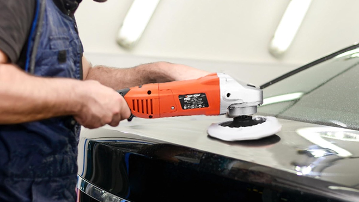 BLACK+DECKER WP1500K-B1 , 240V,1300W 180mm Buffing Polisher 3000 RPM with Kit Tool Box